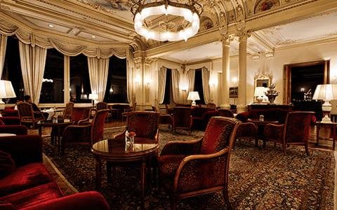 How to Properly Clean and Detail Your Car