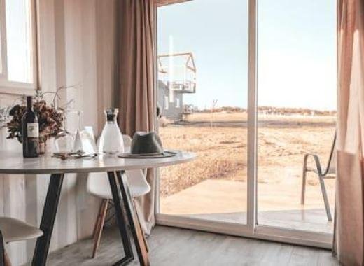 The Pros and Cons of Hybrid Vehicles